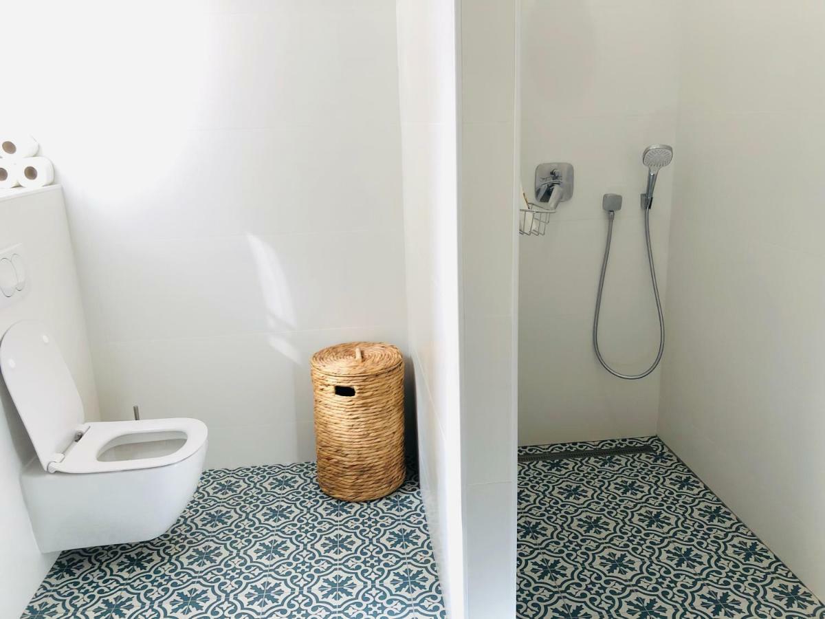 Kolovare Beachfront Apartment زادار المظهر الخارجي الصورة